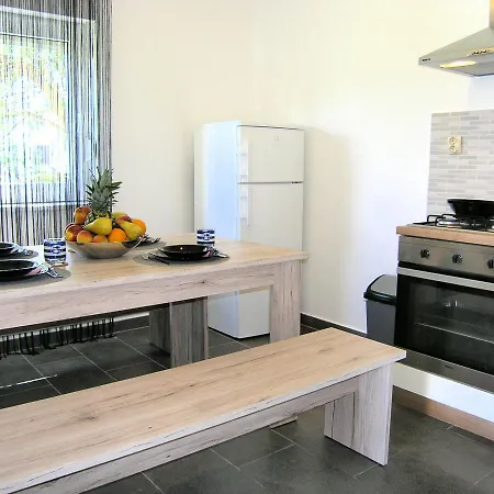 Apartment Ante *
